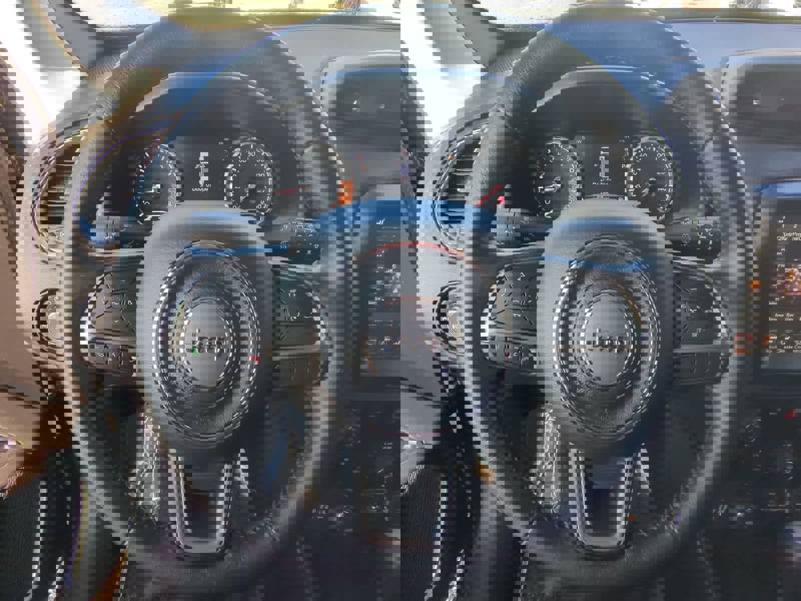 Certified 2021 Jeep Renegade Limited image 29