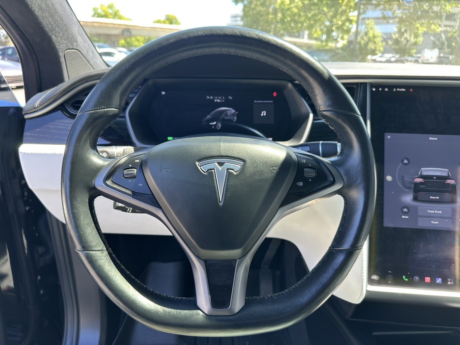 Used 2018 Tesla Model X 75D AWD/4WD image 14
