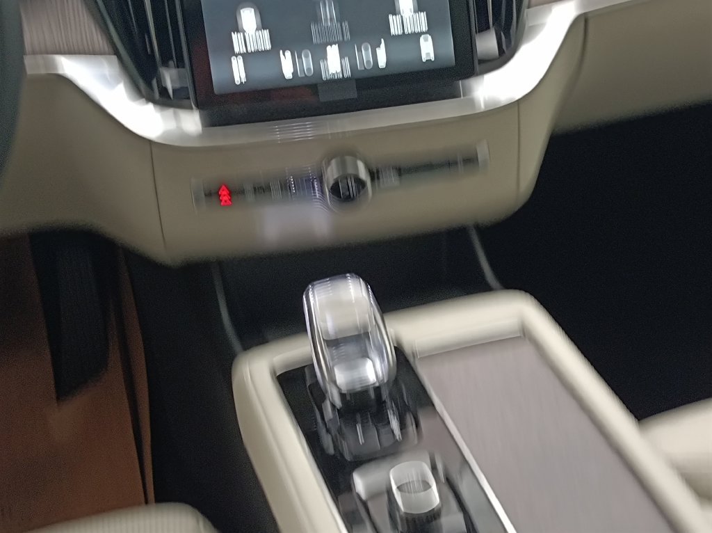 New 2027 Volvo XC90 T8 Ultra AWD/4WD image 29