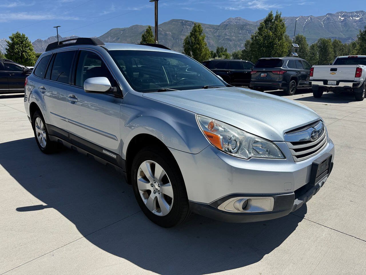 Used 2012 Subaru Outback 2.5i Premium AWD/4WD image 9
