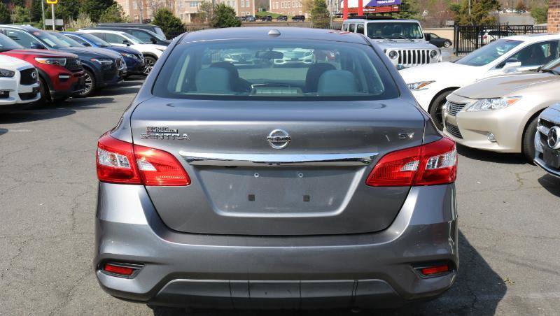 Used 2019 Nissan Sentra SV FWD image 5