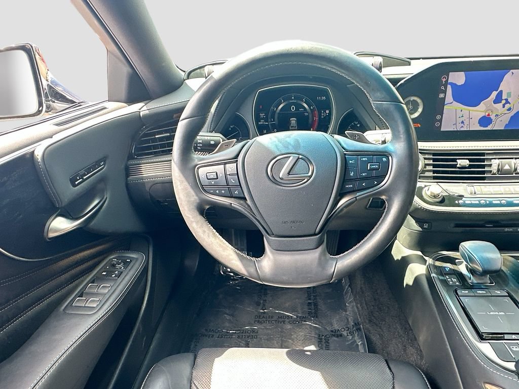 Used 2022 Lexus LS 500 w/ Accessory Package (Z2) RWD image 23
