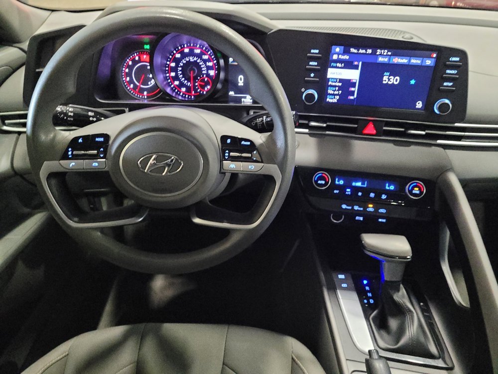 Used 2022 Hyundai Elantra SEL FWD image 22