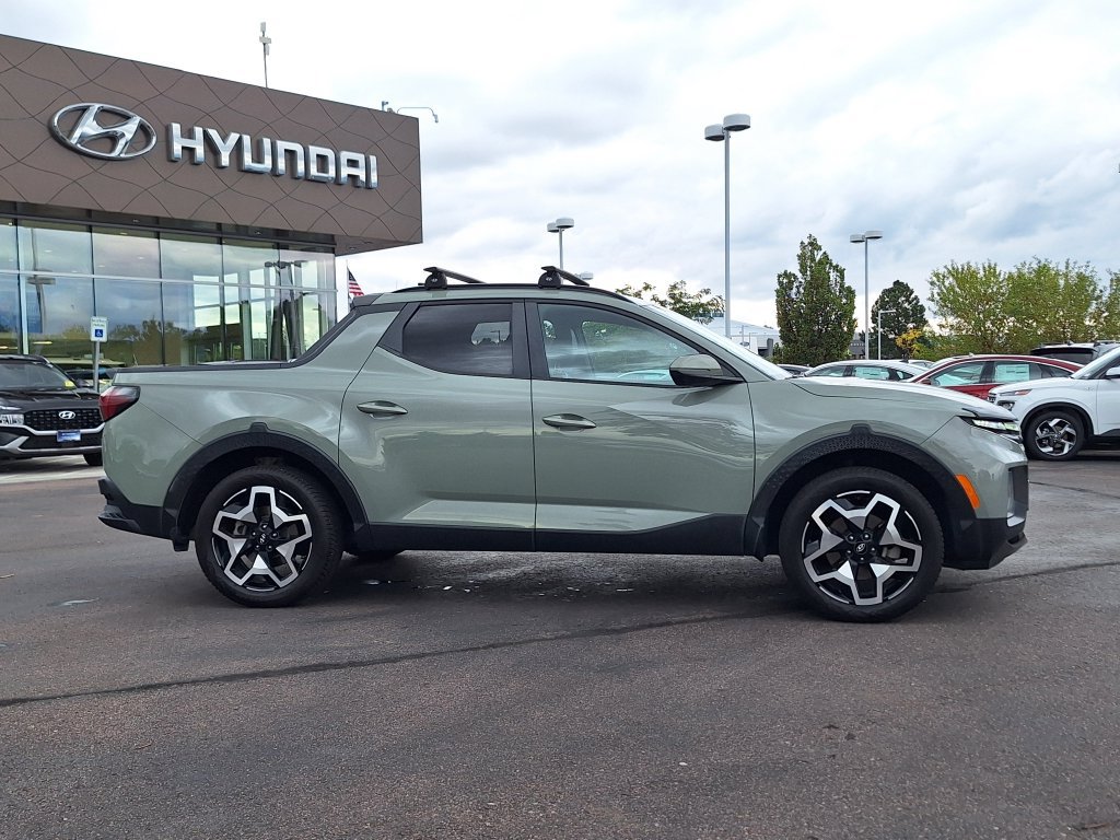 Certified 2022 Hyundai Santa Cruz Limited AWD/4WD image 2