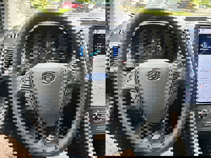 New 2024 Ford Edge SE w/ Black Appearance Package image 11