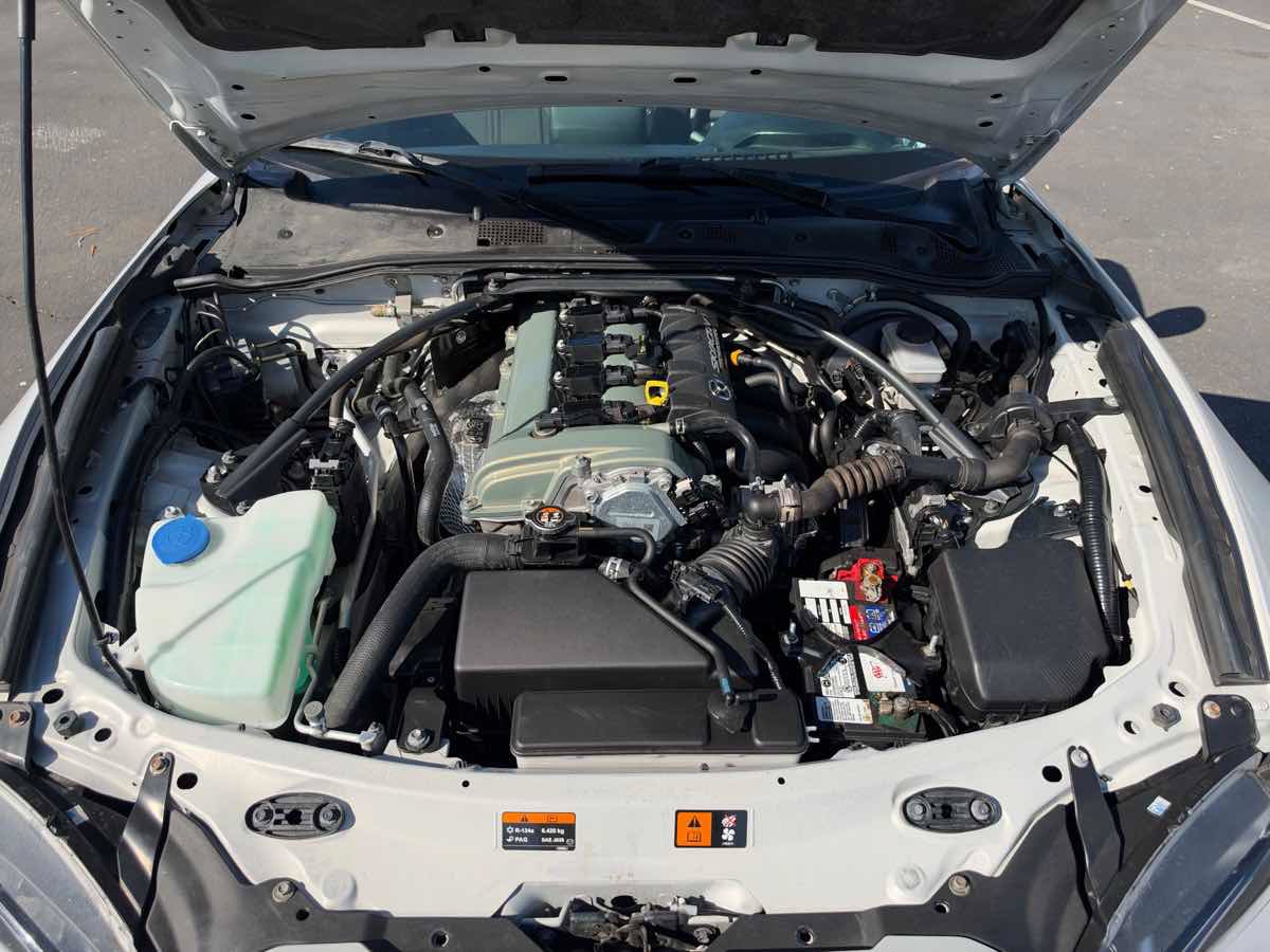 Used 2016 MAZDA MX-5 Miata Club RWD image 10