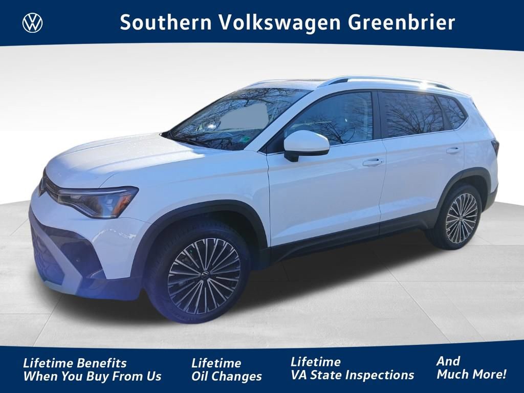 New 2025 Volkswagen Taos SE