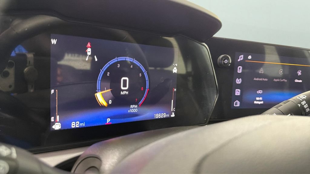 Certified 2025 Chevrolet Trax LT w/ Driver Confidence Package FWD image 21