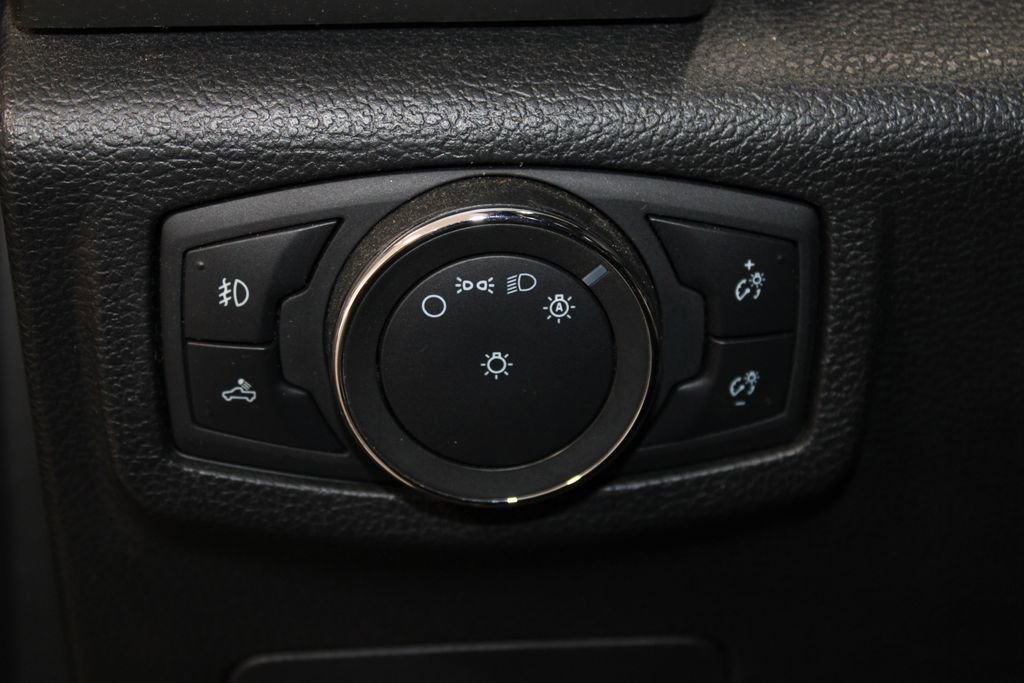 Used 2019 Ford F150 Lariat image 23