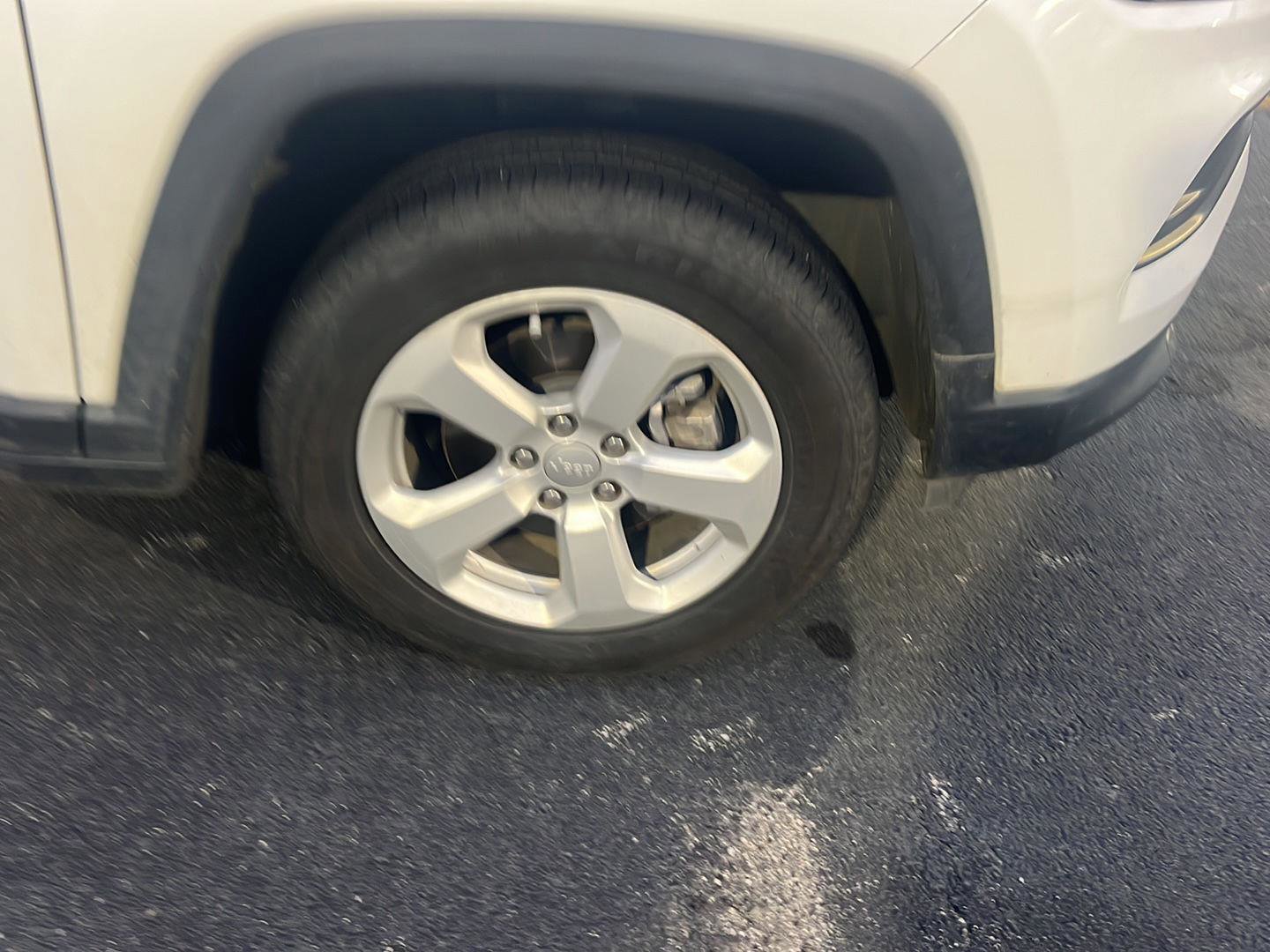 Used 2022 Jeep Compass Latitude image 7