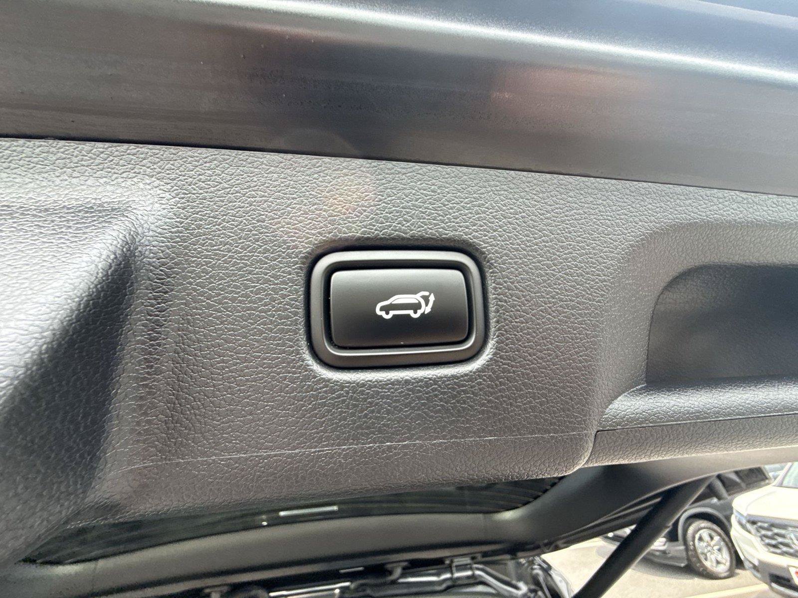 Used 2024 Hyundai Palisade SEL AWD/4WD image 19