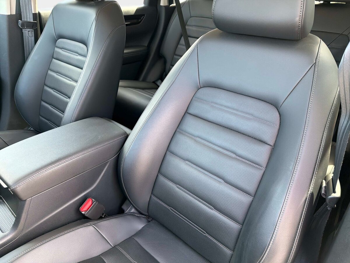 Certified 2025 Honda CR-V EX-L image 17