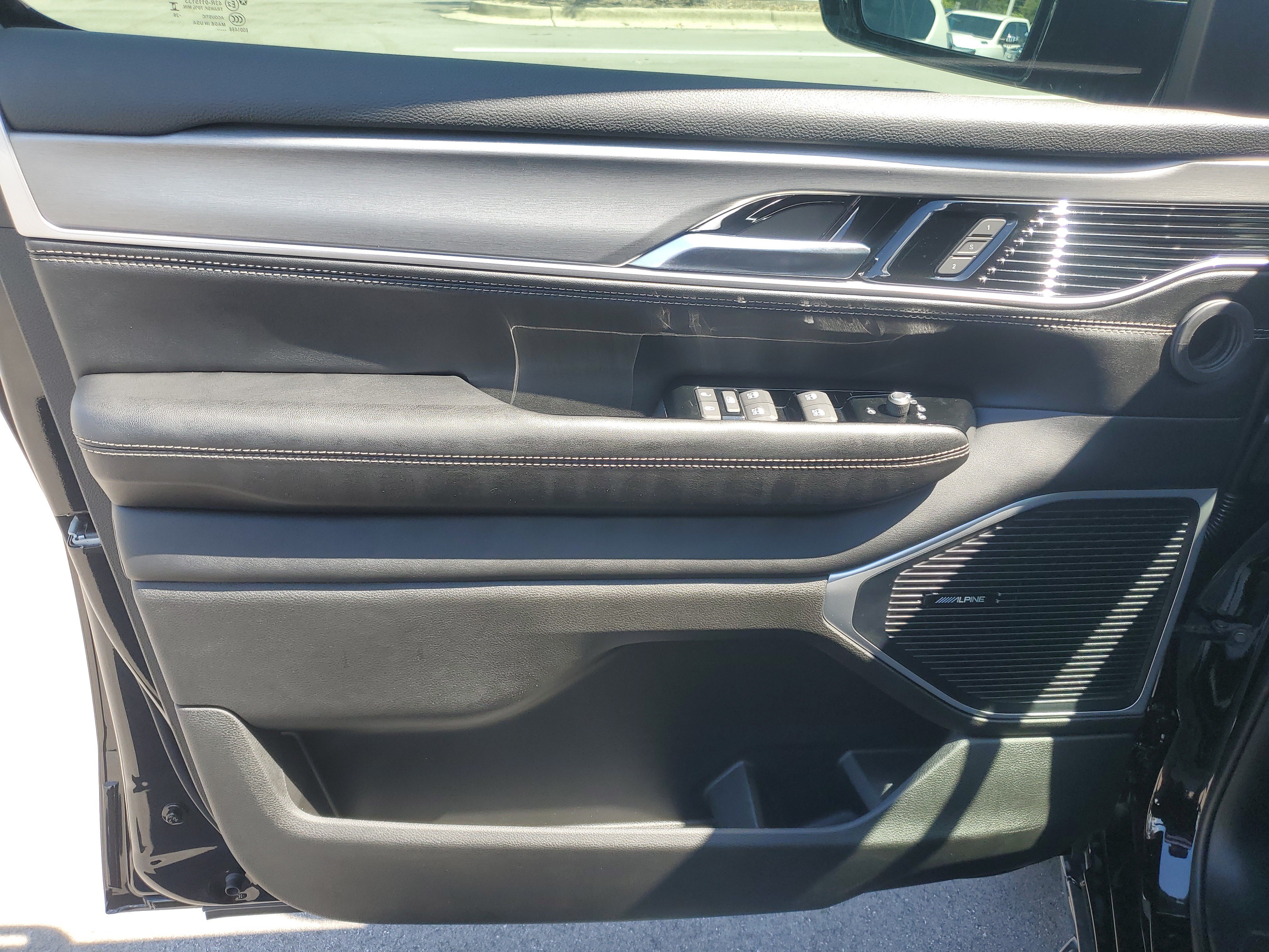 New 2026 Jeep Grand Wagoneer Limited AWD/4WD image 11