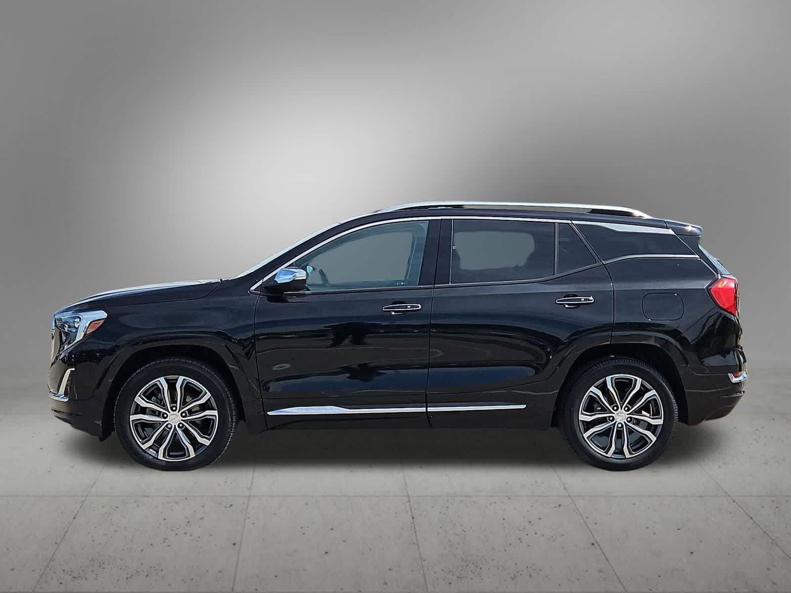 Used 2018 GMC Terrain Denali w/ Advanced Safety Package AWD/4WD image 9