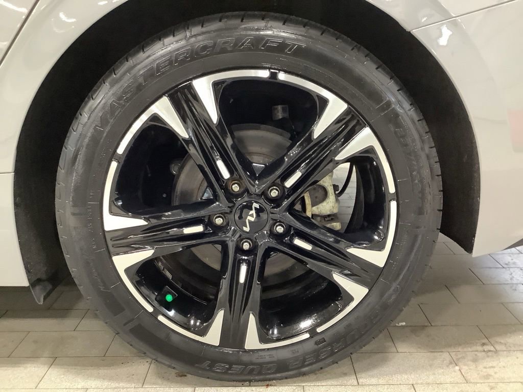 Used 2023 Kia K5 GT-Line image 29
