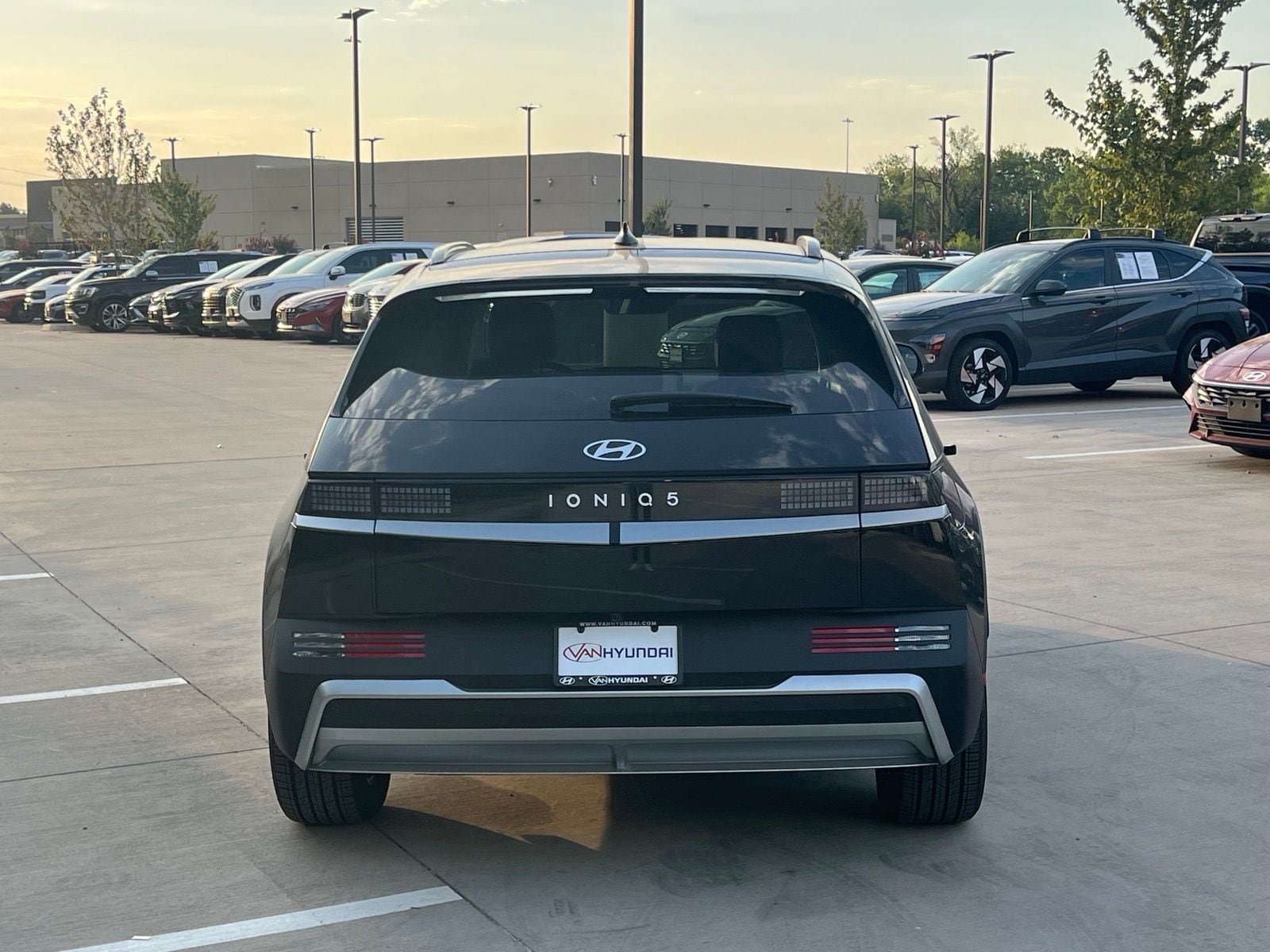 New 2027 Hyundai Ioniq 5 SEL RWD image 10