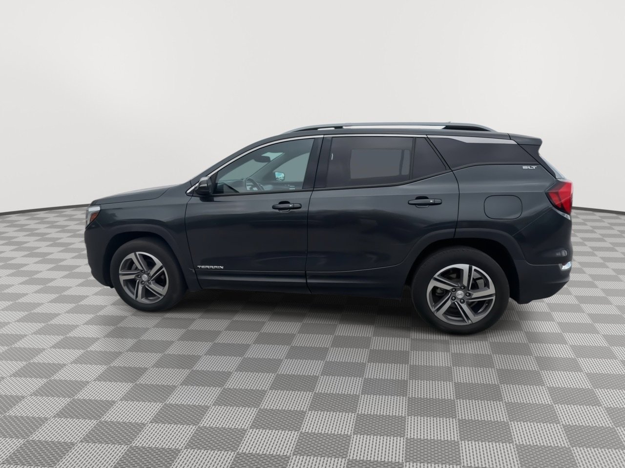 Used 2018 GMC Terrain SLT w/ Infotainment Package II AWD/4WD image 5