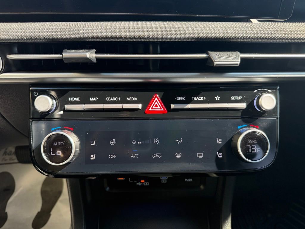 Used 2025 Hyundai Tucson Limited image 28