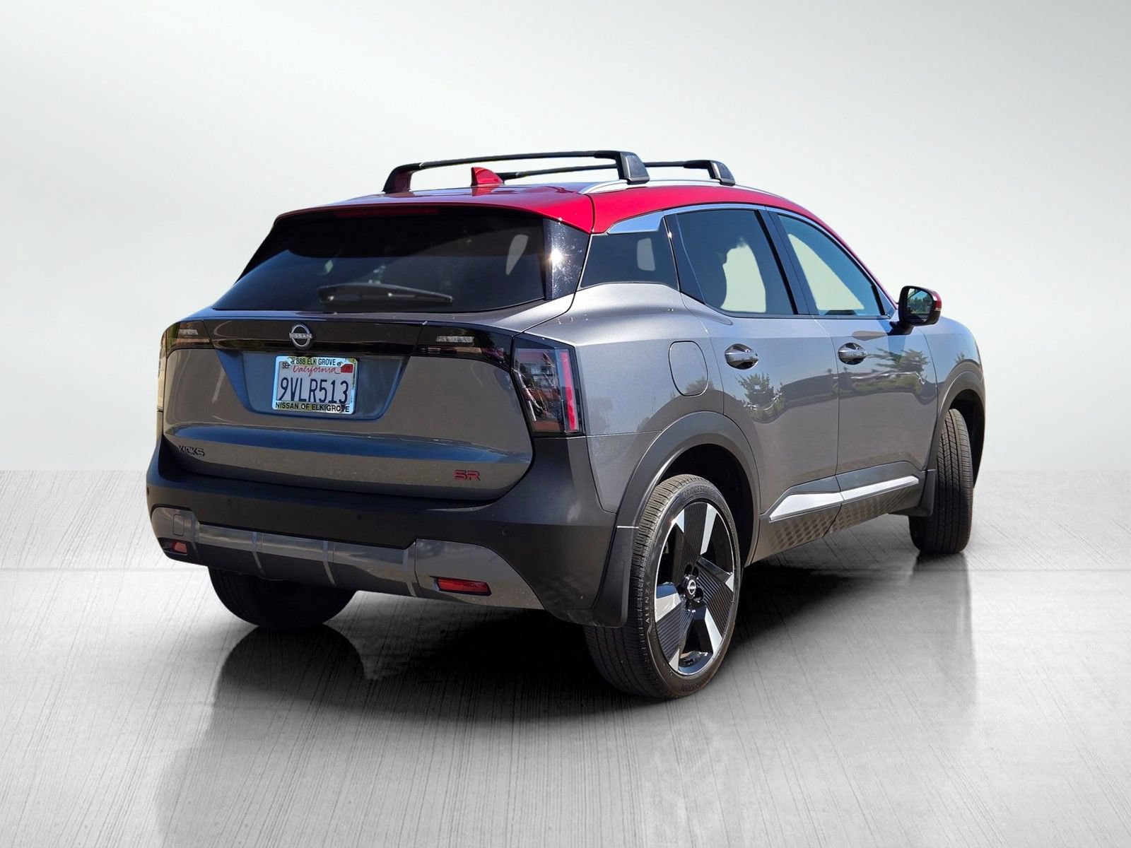 Used 2025 Nissan Kicks SR FWD image 4