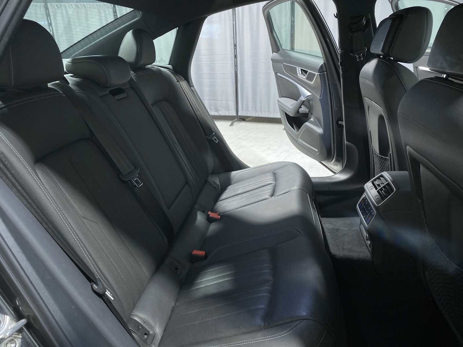 Used 2021 Audi A6 Premium Plus w/ Premium Plus Package image 13