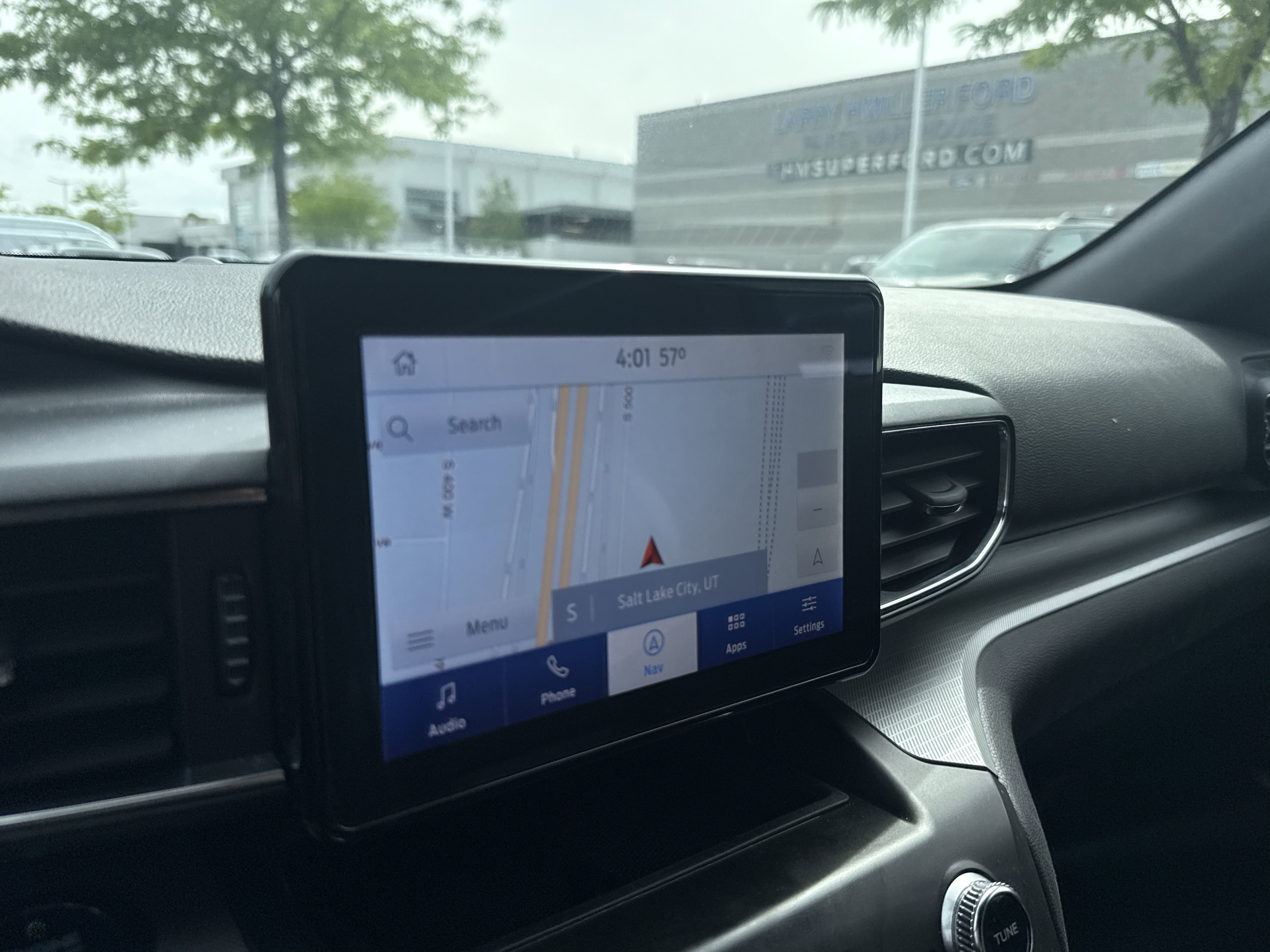 Used 2020 Ford Explorer XLT w/ Equipment Group 202A AWD/4WD image 20