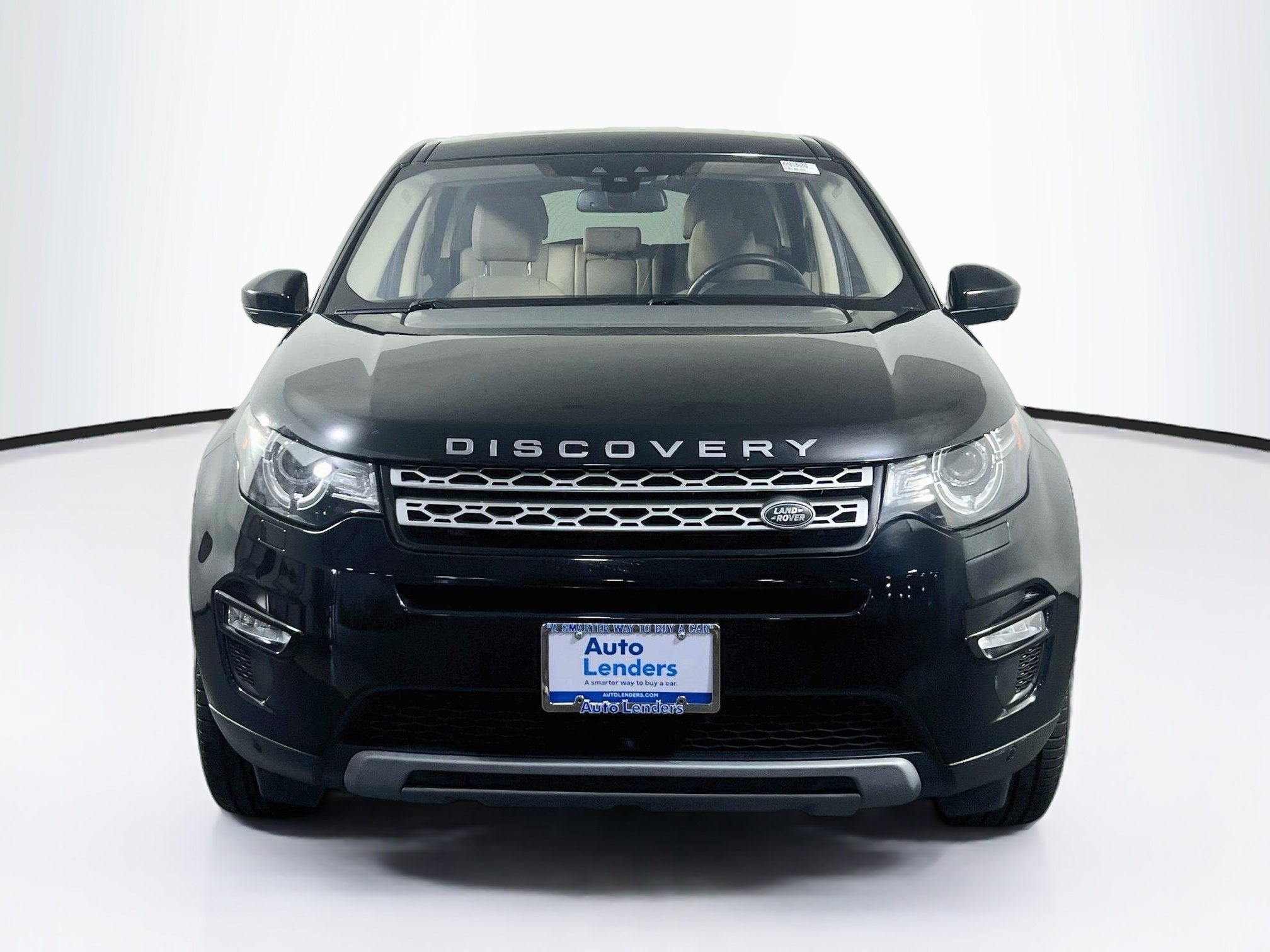 Used 2019 Land Rover Discovery Sport HSE AWD/4WD image 2