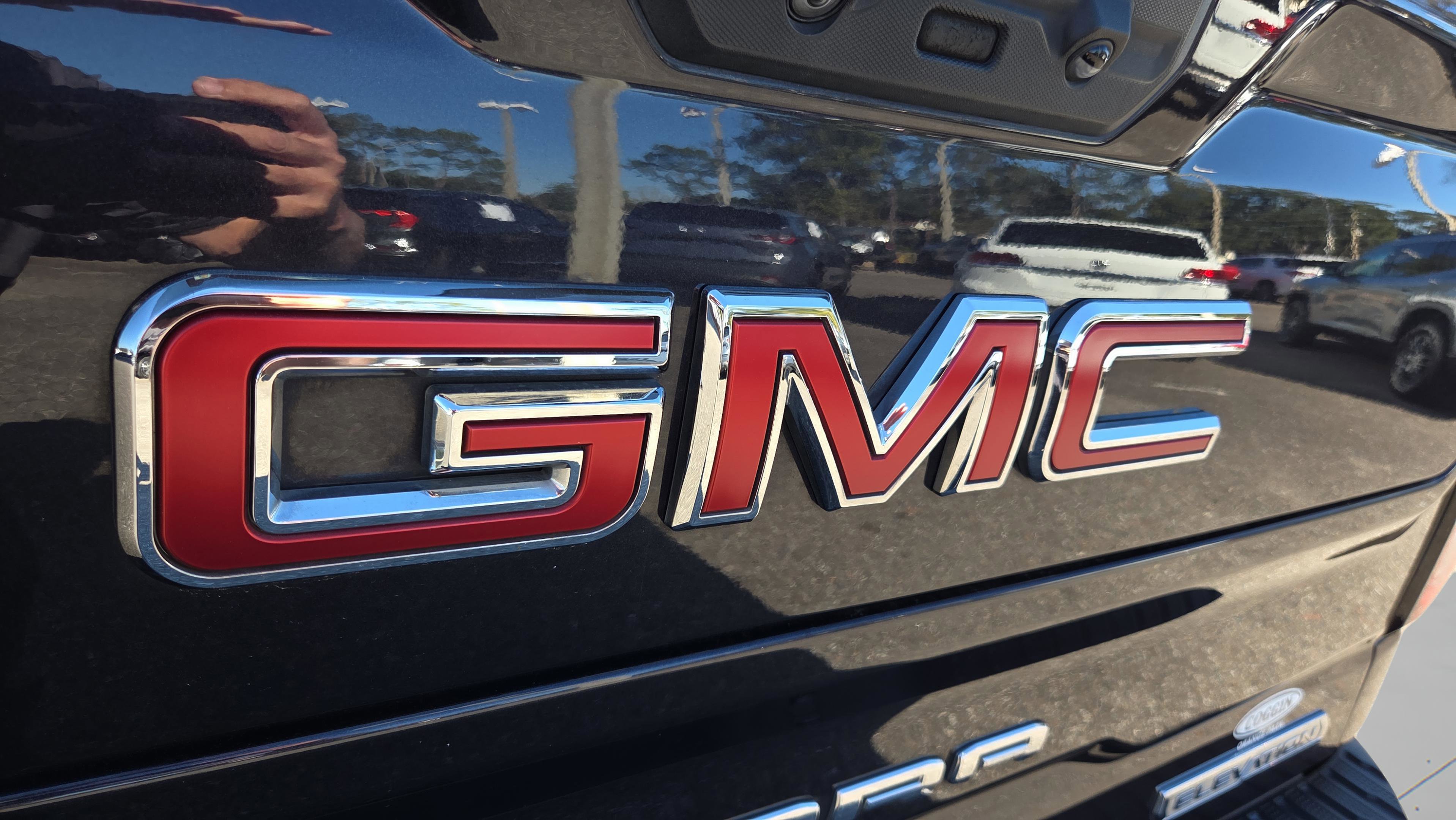 Used 2022 GMC Sierra 1500 Elevation w/ Elevation Premium Package image 33