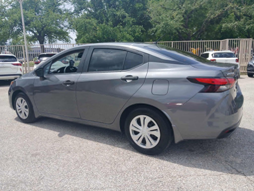 Used 2025 Nissan Versa S w/ Trunk Package FWD image 7
