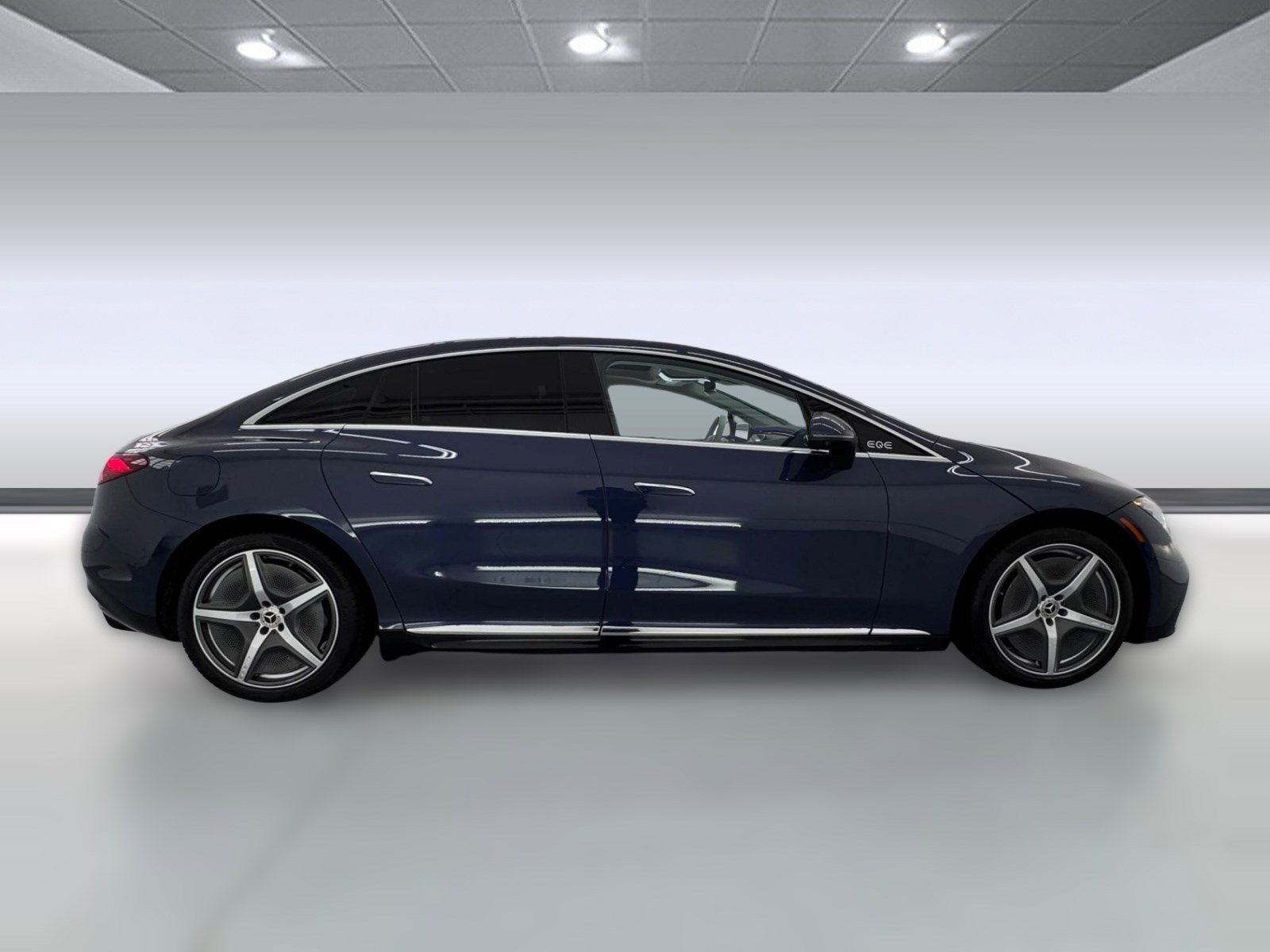 Used 2023 Mercedes-Benz EQE 350+ Sedan image 7