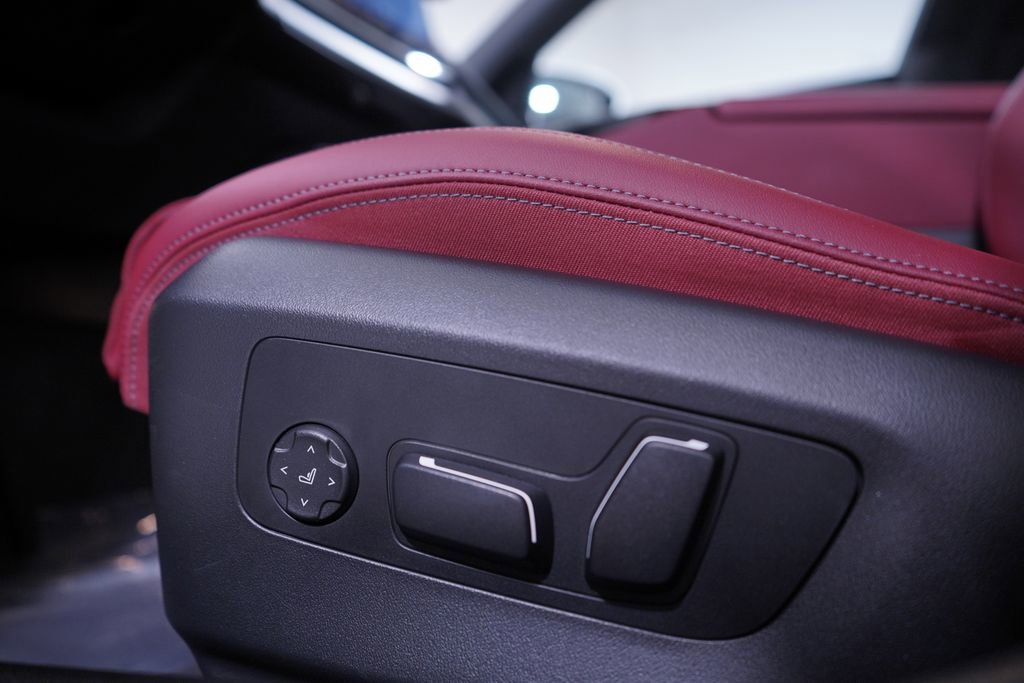 Used 2025 BMW 530i 530i image 17