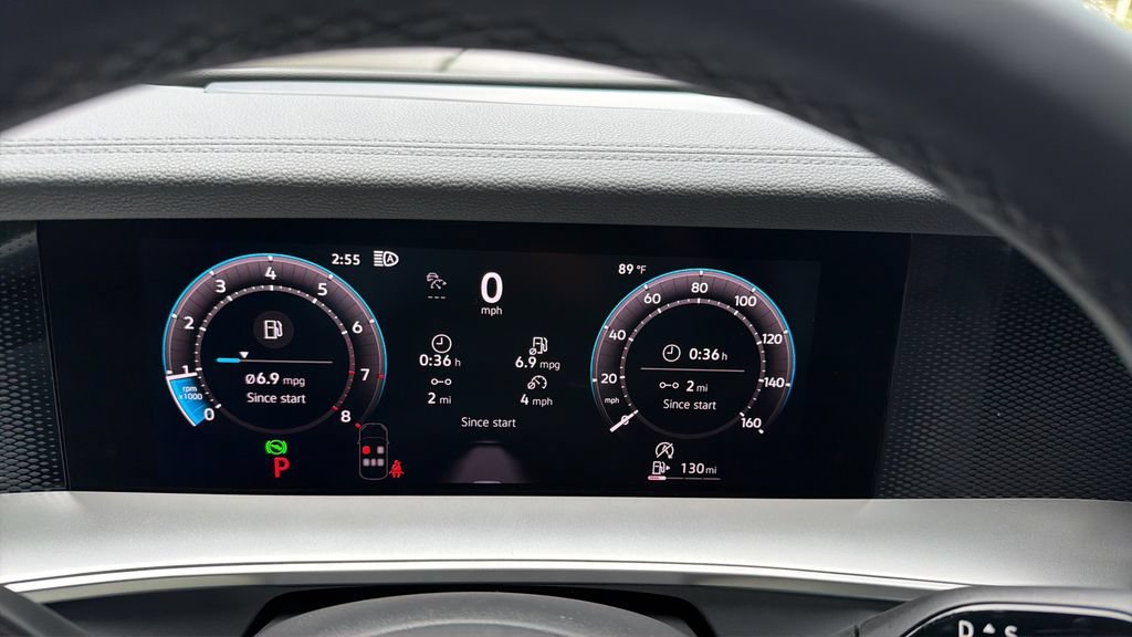 New 2026 Volkswagen Tiguan SE R-Line FWD image 34