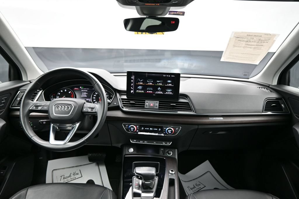 Used 2022 Audi Q5 2.0T Premium w/ Convenience Package AWD/4WD image 13