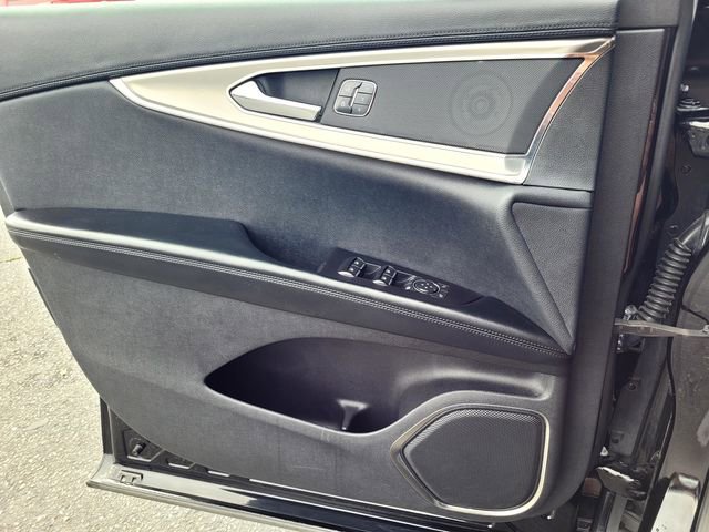 Used 2018 Lincoln MKX Reserve image 15