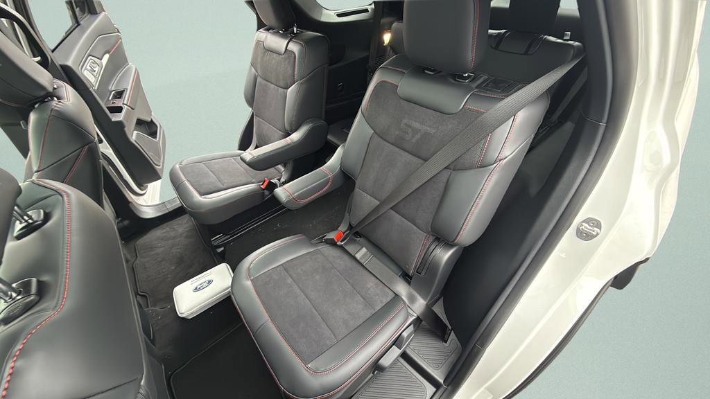 New 2026 Ford Explorer ST w/ Sun And Sound Package image 40