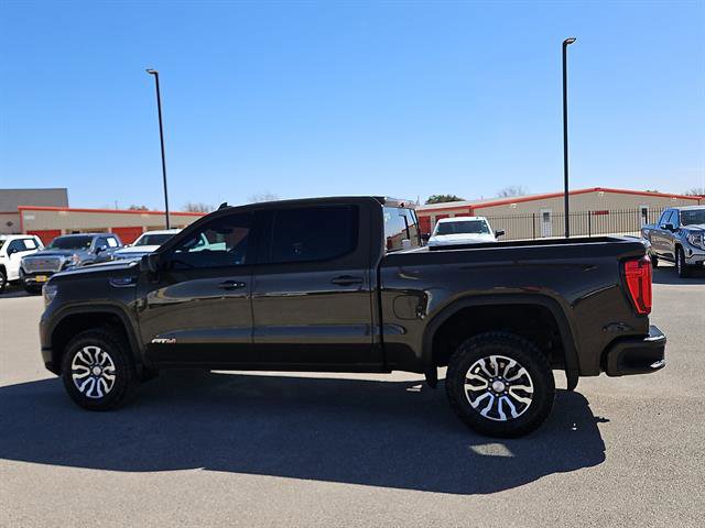 Certified 2023 GMC Sierra 1500 AT4 w/ Technology Package image 2