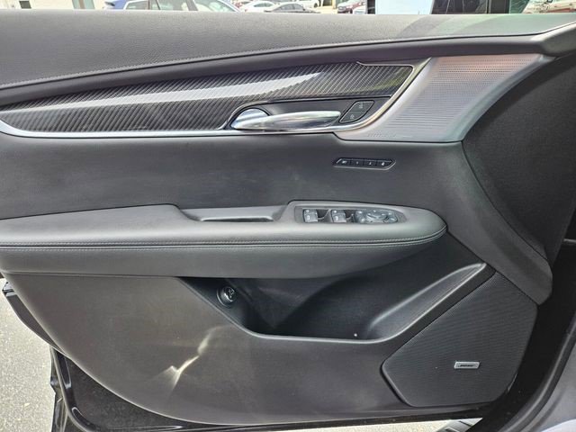 Certified 2024 Cadillac XT6 Sport w/ Technology Package image 30