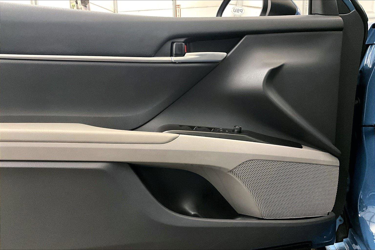 Used 2023 Toyota Camry SE image 22