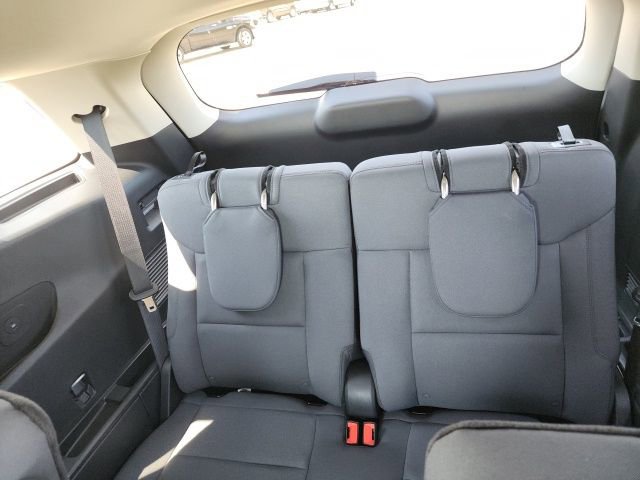 Used 2025 Ford Explorer Active image 33