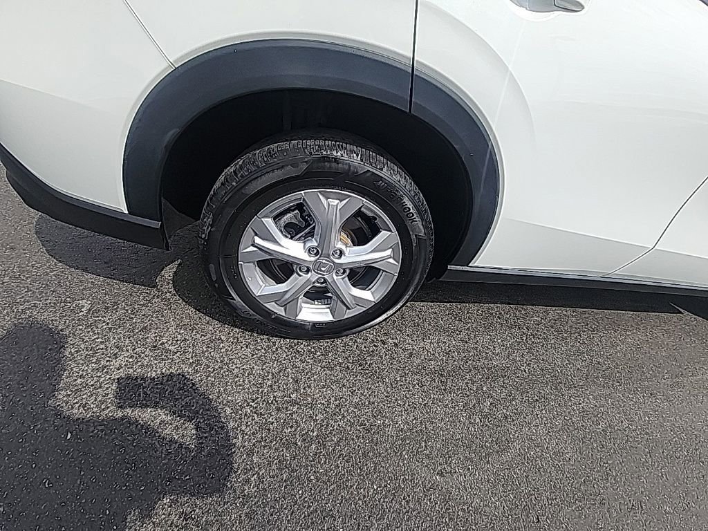 Certified 2023 Honda HR-V LX image 10
