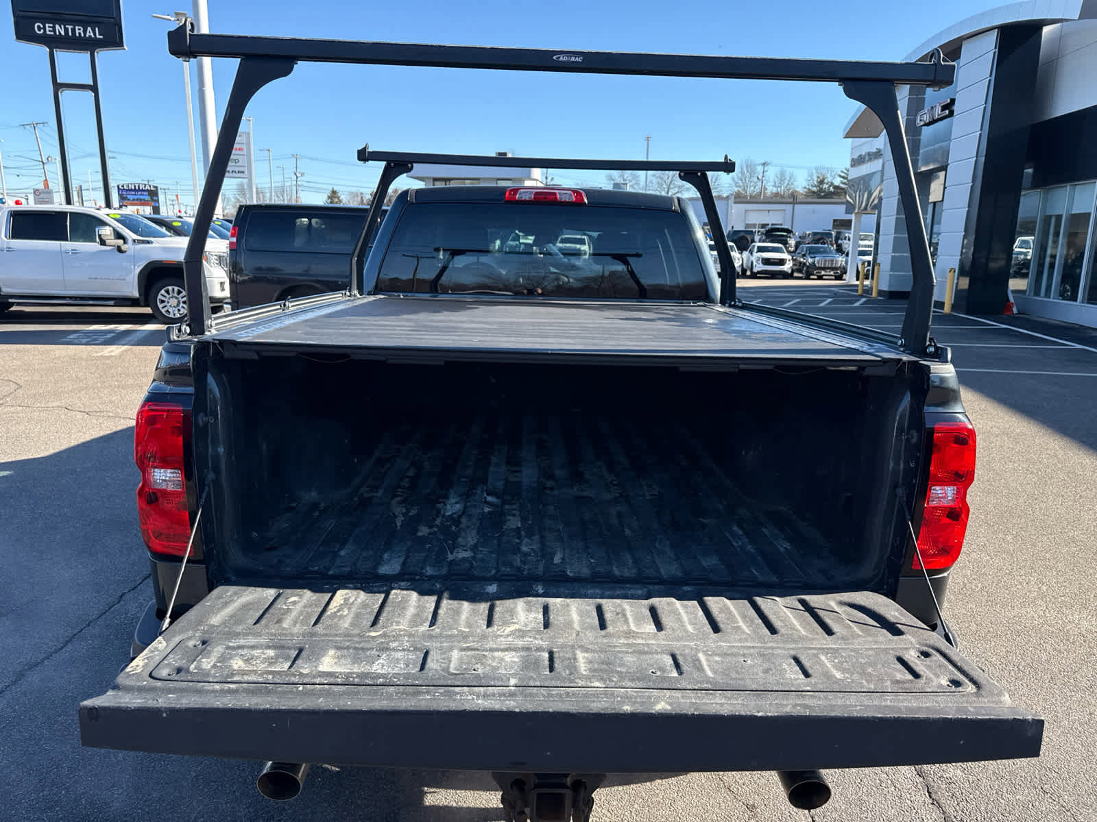 Used 2019 Chevrolet Silverado 2500 High Country w/ Snow Plow Prep Package image 11