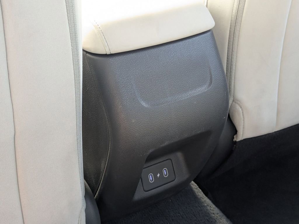 Used 2025 Hyundai Sonata SEL FWD image 26