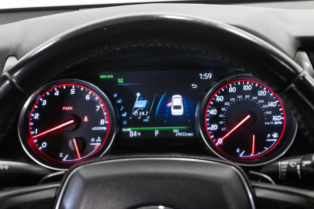 Used 2020 Toyota Camry XSE FWD image 16