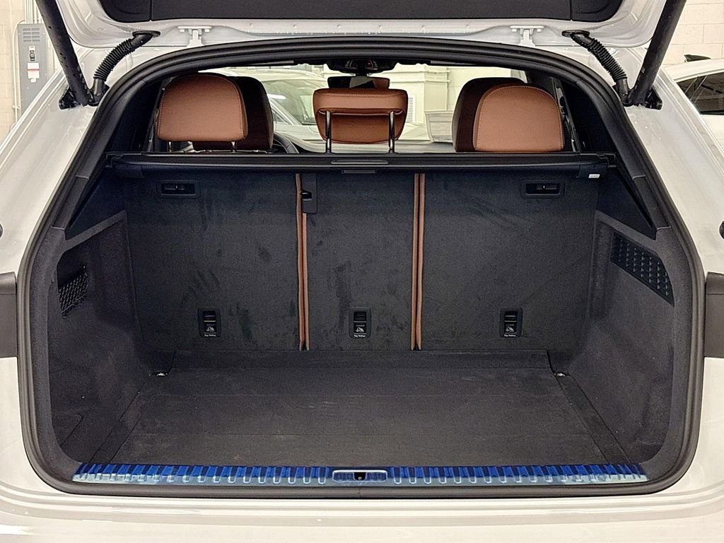 New 2026 Audi Q8 Premium Plus image 23