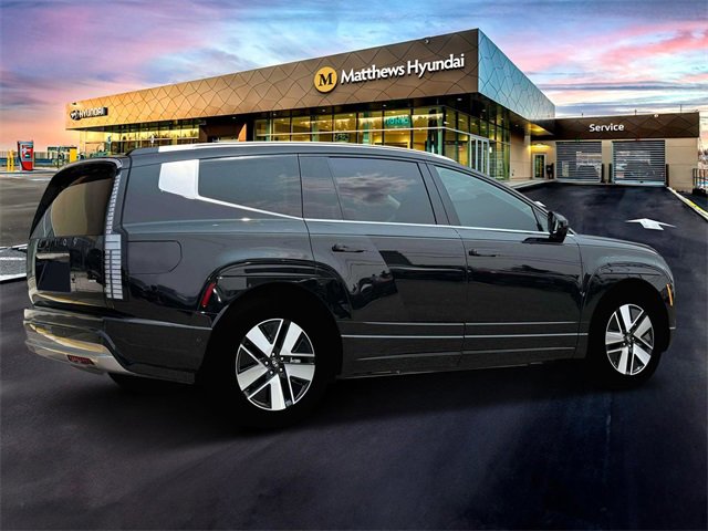 New 2026 Hyundai Ioniq 9 SEL image 8