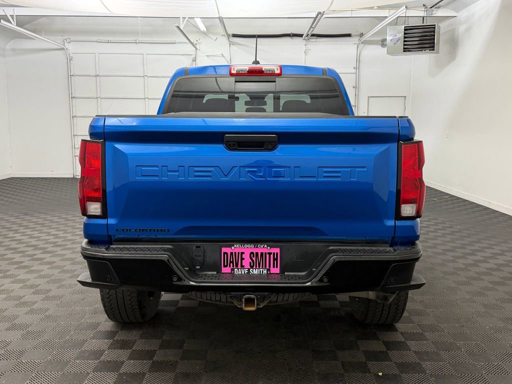 Used 2023 Chevrolet Colorado Trail Boss w/ LPO, Dark Essentials Package AWD/4WD image 10