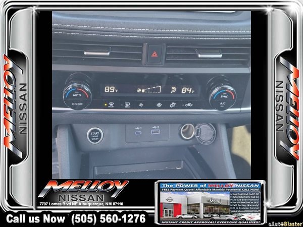 Used 2023 Nissan Rogue SV image 24