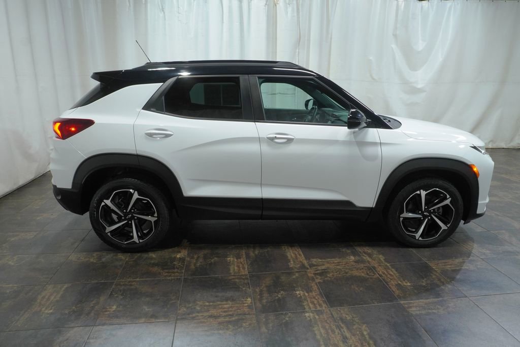 Used 2021 Chevrolet TrailBlazer RS w/ Convenience Package FWD image 4