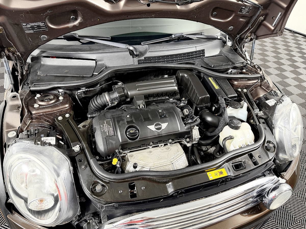 Used 2012 MINI Cooper Convertible FWD image 28
