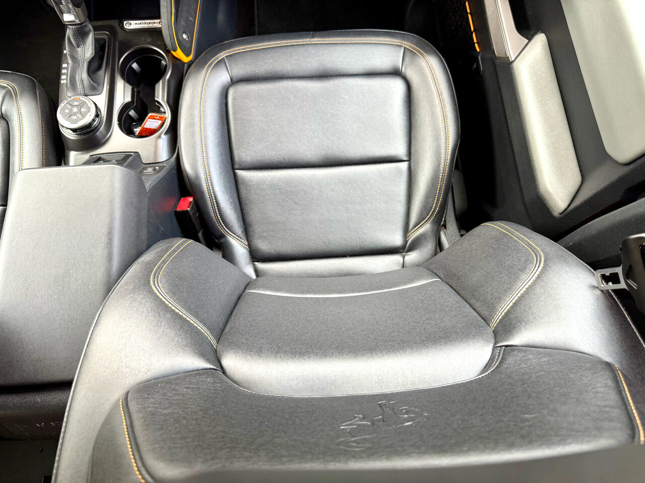 Used 2022 Ford Bronco Badlands image 29