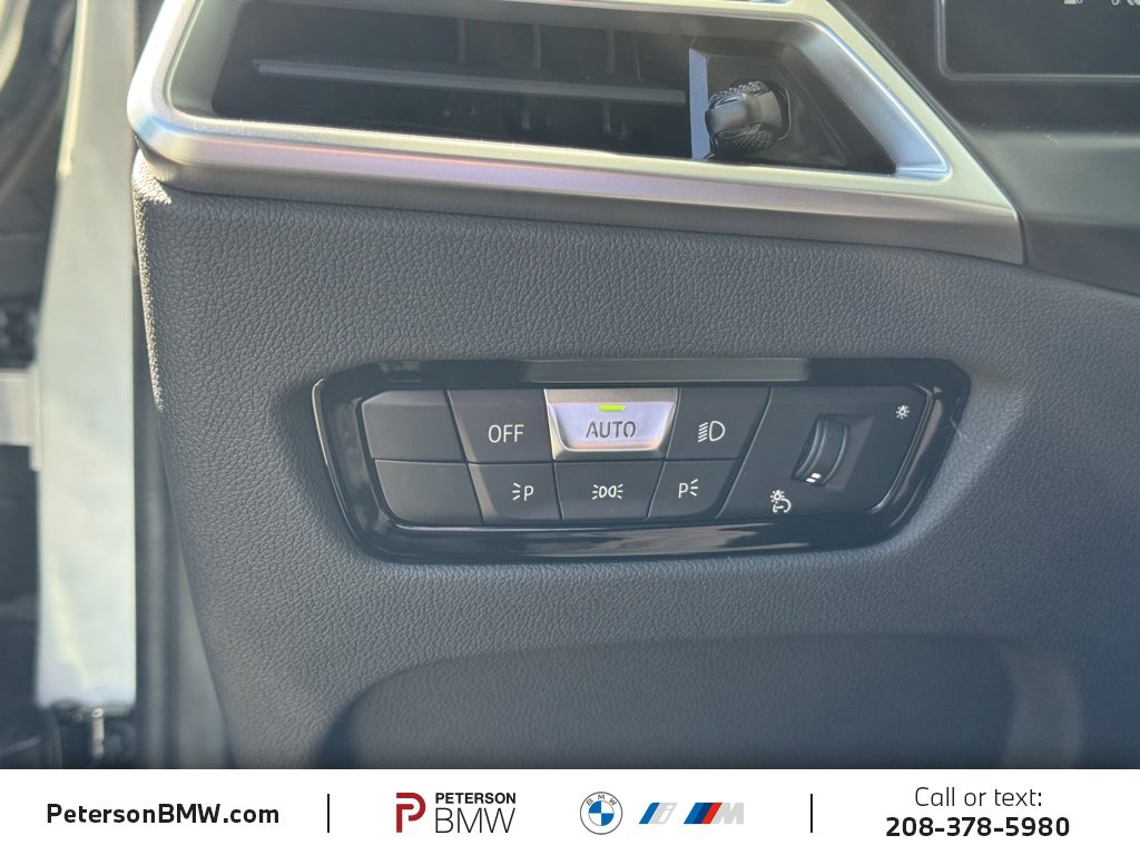 Certified 2025 BMW 330i xDrive Sedan w/ Premium Package image 30